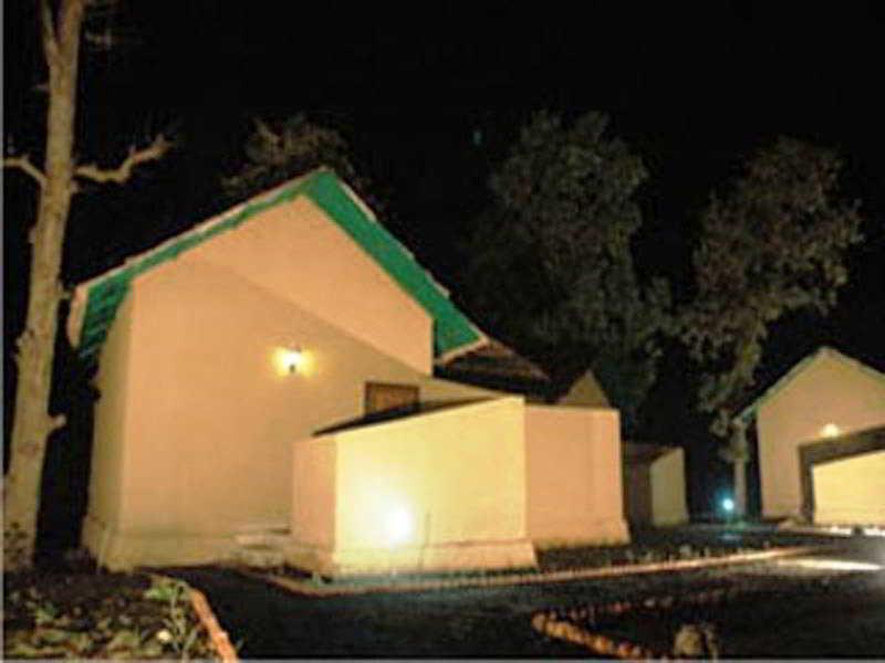 Tiger Lagoon Hotell Bandhavgarh National Park Eksteriør bilde