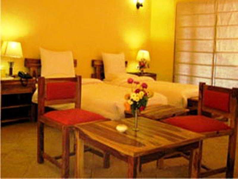 Tiger Lagoon Hotell Bandhavgarh National Park Eksteriør bilde